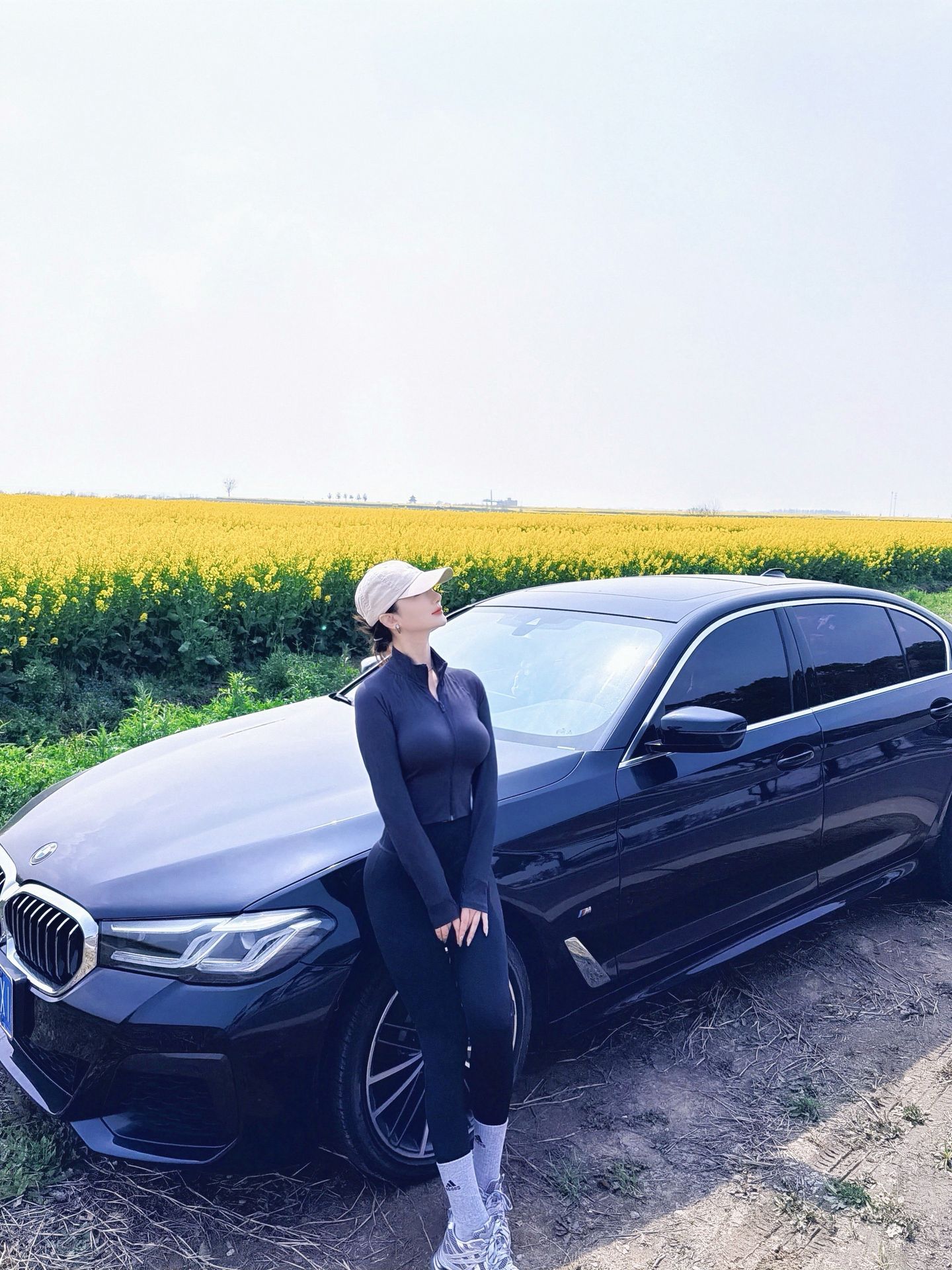 宝马5系的车灯还是鹰眼勺灯那款最好看 