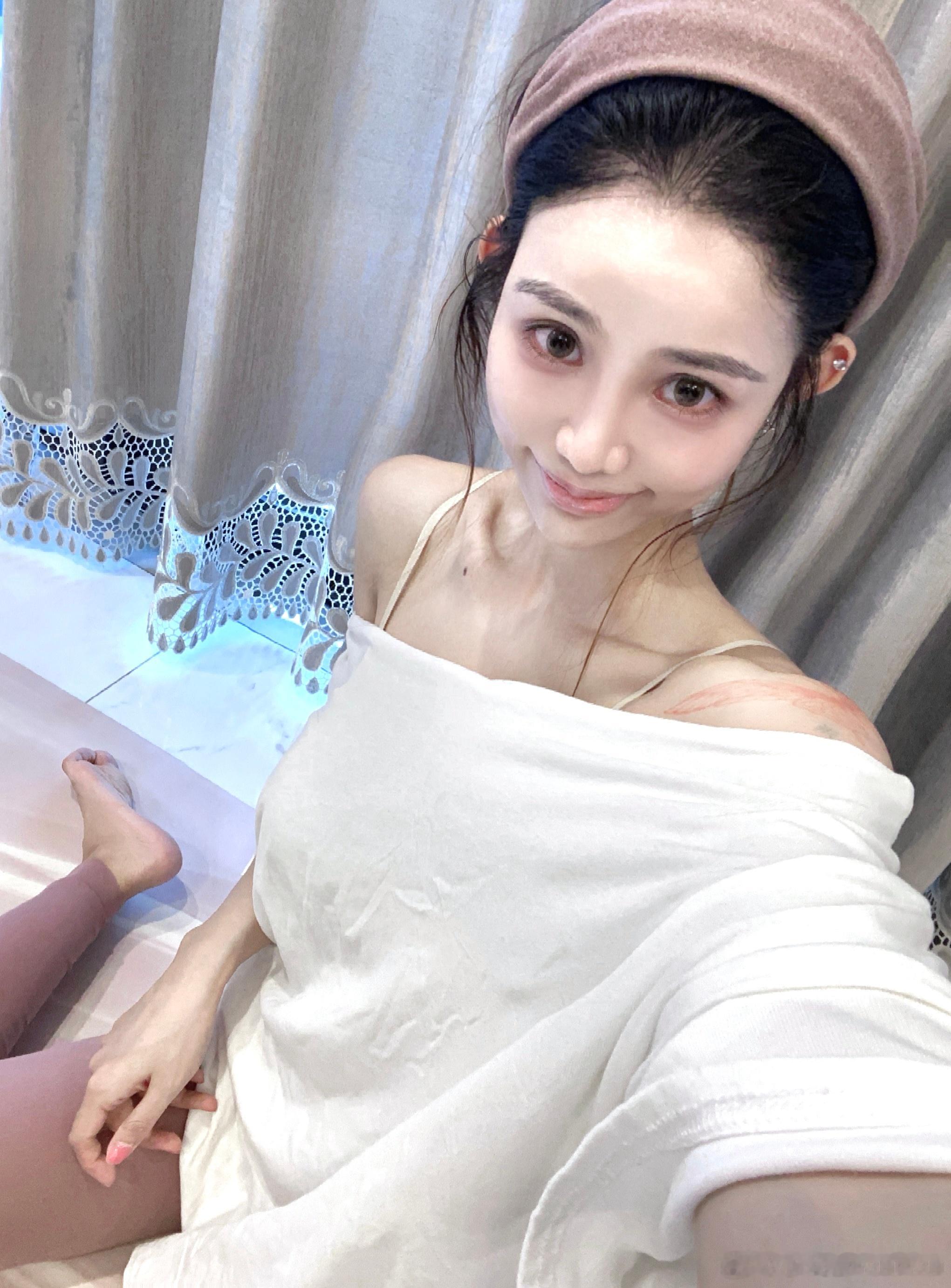 爱的第一课 爱自己💗  