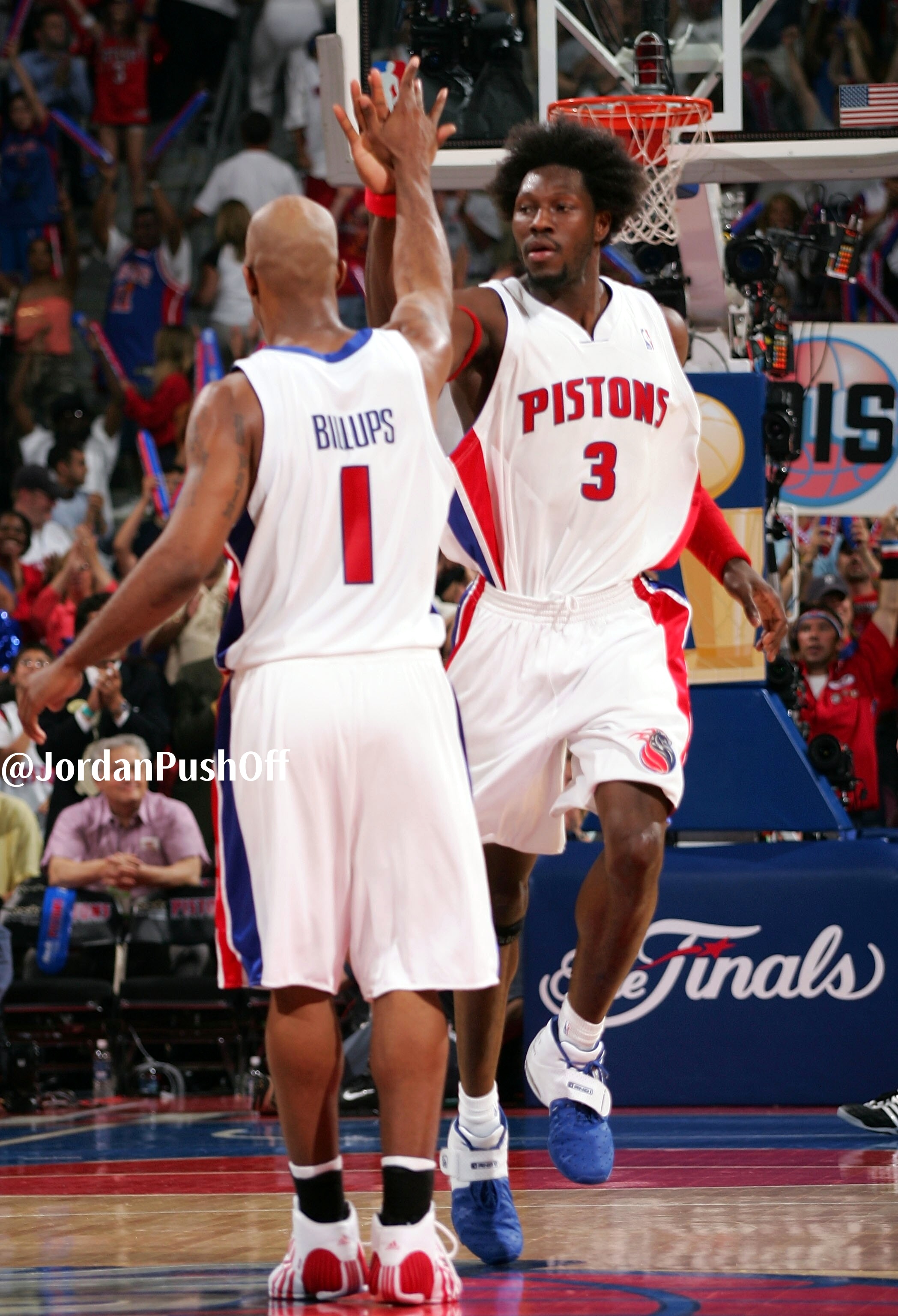 Ben Wallace & Chauncey Billups 2004nba本华