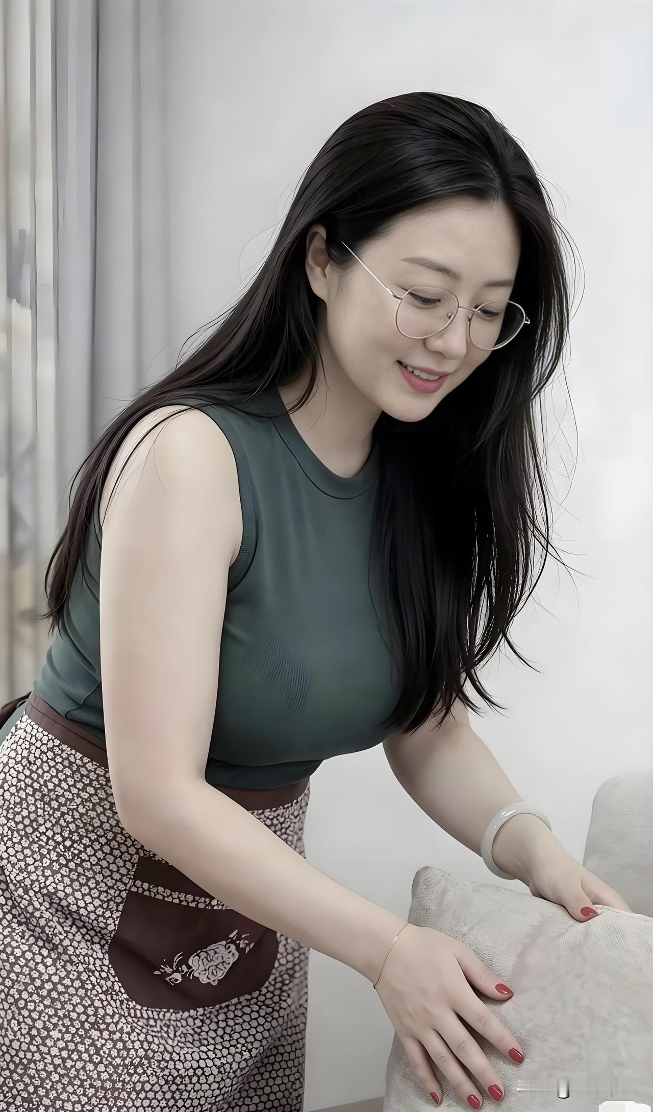 男生得练就一身实打实的本事
不然，很难收获异性的欣赏
就算手里积蓄再多又能如何