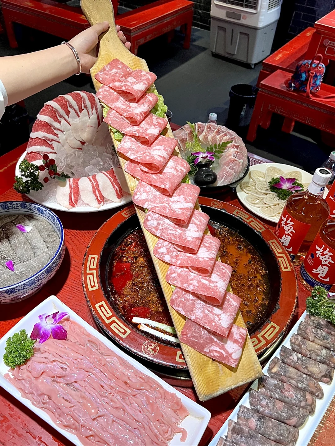 就在建设路的这家山兄弟火锅！