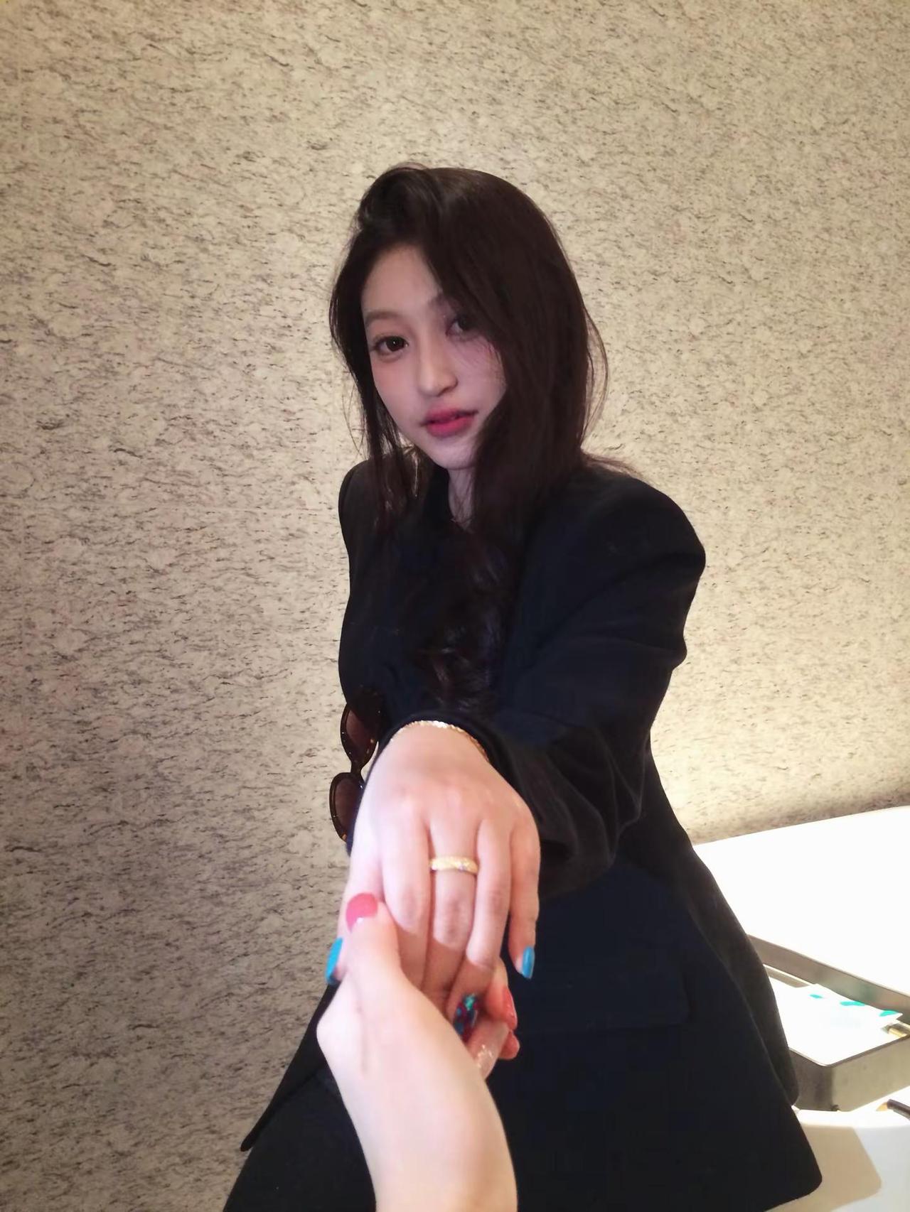 我唯一相信男人的话就是他们夸我好漂亮