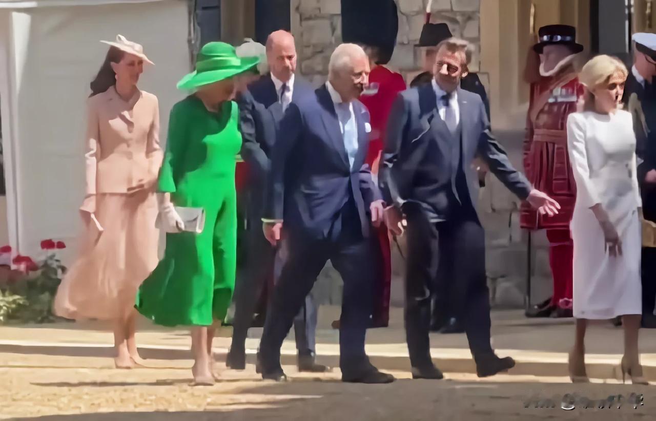 陌生的邻居
若论地理位置，法英国之间仅隔英吉利海峡而望，是真正的近邻。法国总统马