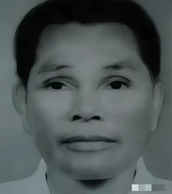 1960年，乐会县一位老农何世富，临终前向妻子坦白：“我原名叫何畏，是红军的军长
