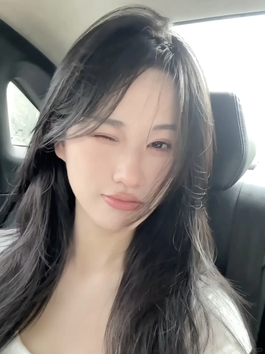 车上拍照光线好好