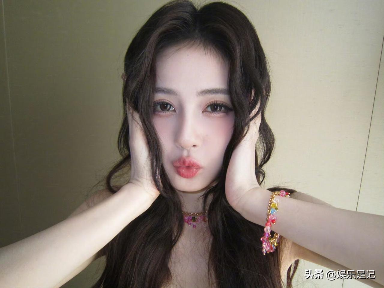 白鹿，好美的白梦妍