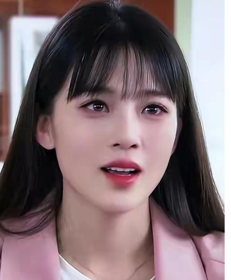 直播崩溃落泪！知名女星自曝娱乐圈混不下去真相，没人给她好脸色
娱乐