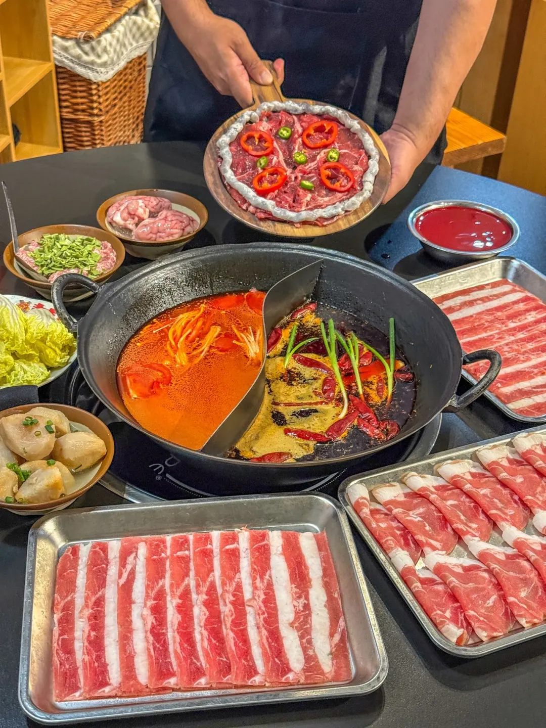 深圳老社区火锅｜藏着一座城市的烟火气 在深圳，真正懂火锅的人，很少会执...