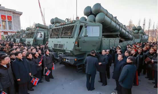 朝鲜把话撂得干干净净！
 
4 月 19 日上午，朝鲜直接往日本海方向砸了 5 