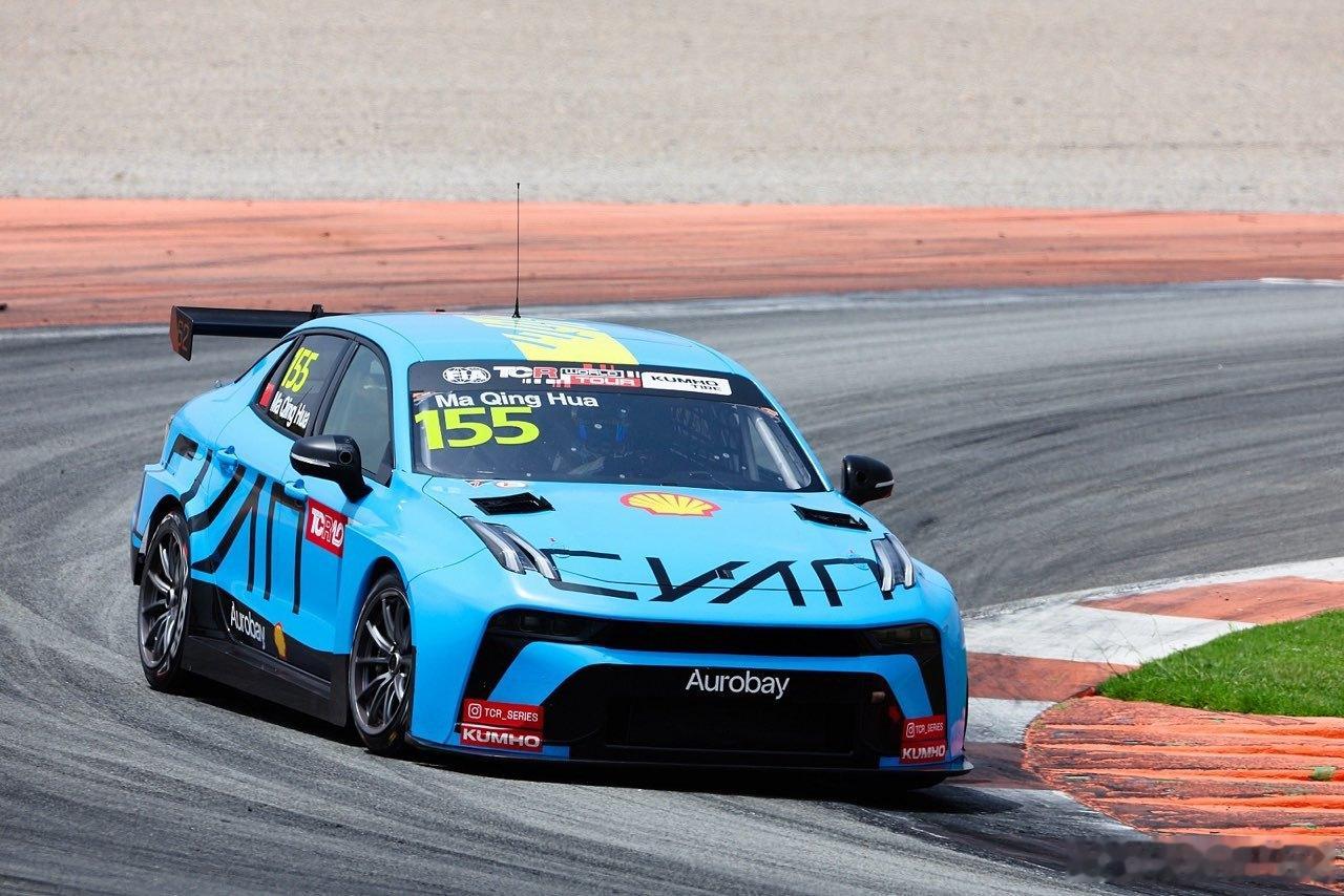 捷报不停 03TCR赛车再次登顶2025TCR世巡赛西班牙站圆满收官领克Cyan