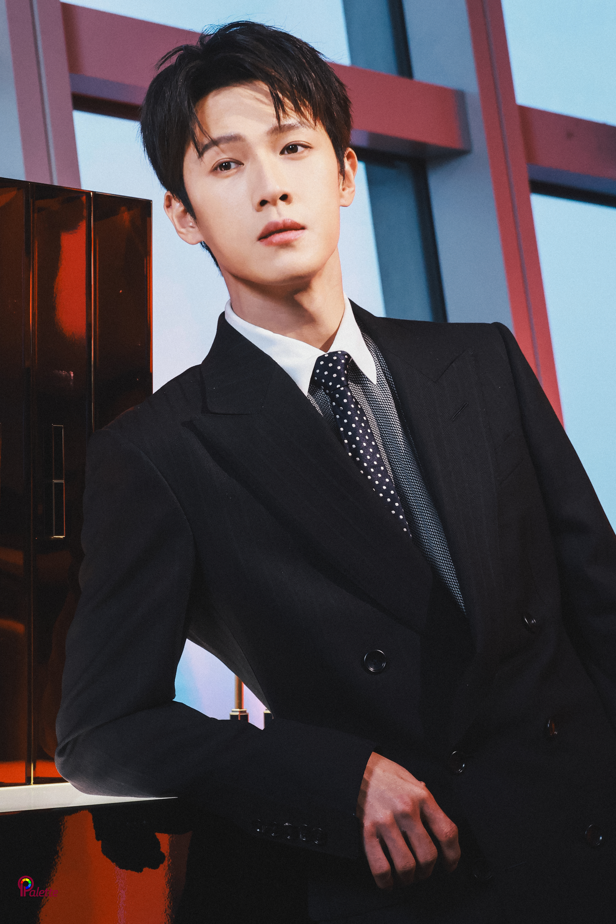 李昀锐 内娱脸蛋天才 🌲TOMFORDBEAUTY品牌中国区大使李昀锐 美貌继