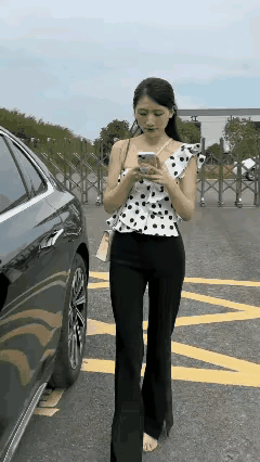 这恐怕就是美女想要的结果吧！！[呲牙][呲牙][呲牙]