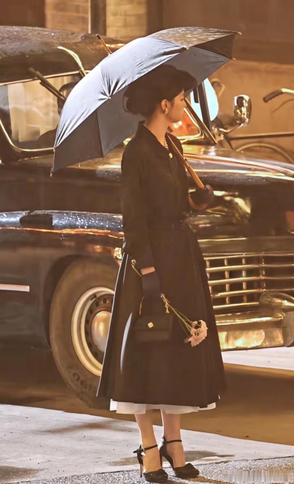 王楚然终于实现了高跟鞋👠自由 ​​​