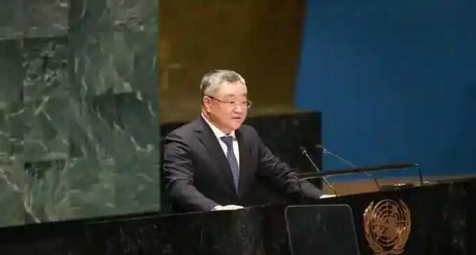 美国对华政策又“变脸”了！一边喊着要合作，一边背后捅刀子，这葫芦里到底卖的什么药