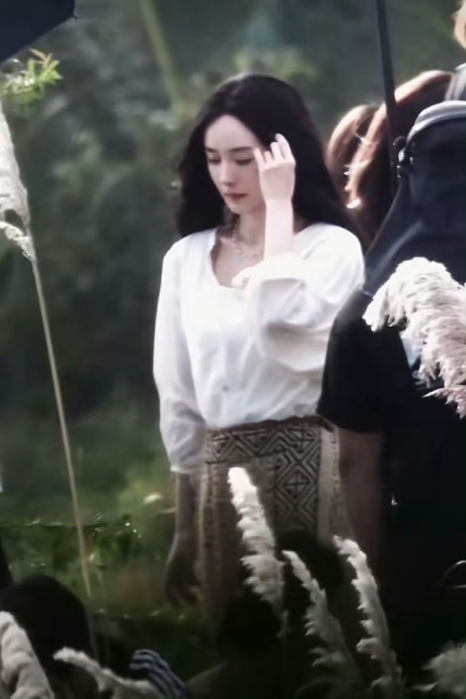 杨幂《末路狂欢》最新路透，梦回爱的二八定律里的秦施了，迫不及待想看正片