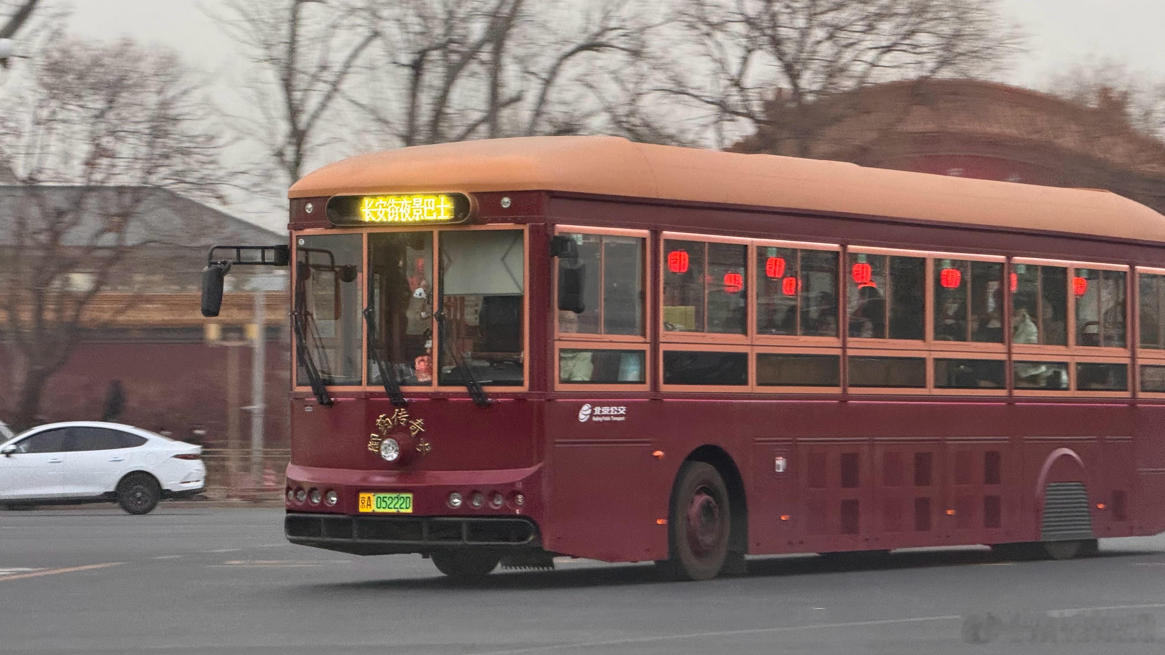 昨天北京刮大风（黄色预警）沙尘暴（蓝色预警）刚进圆明园就开始刮起大风沙尘暴看到一