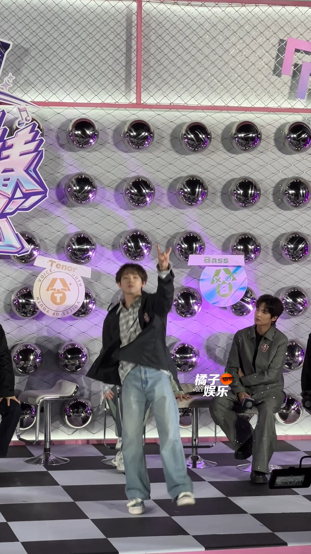 钟辰乐体能版主题曲cha来自我们出道十年的爱豆学舞速度钟辰乐超燃的青春合唱体能版