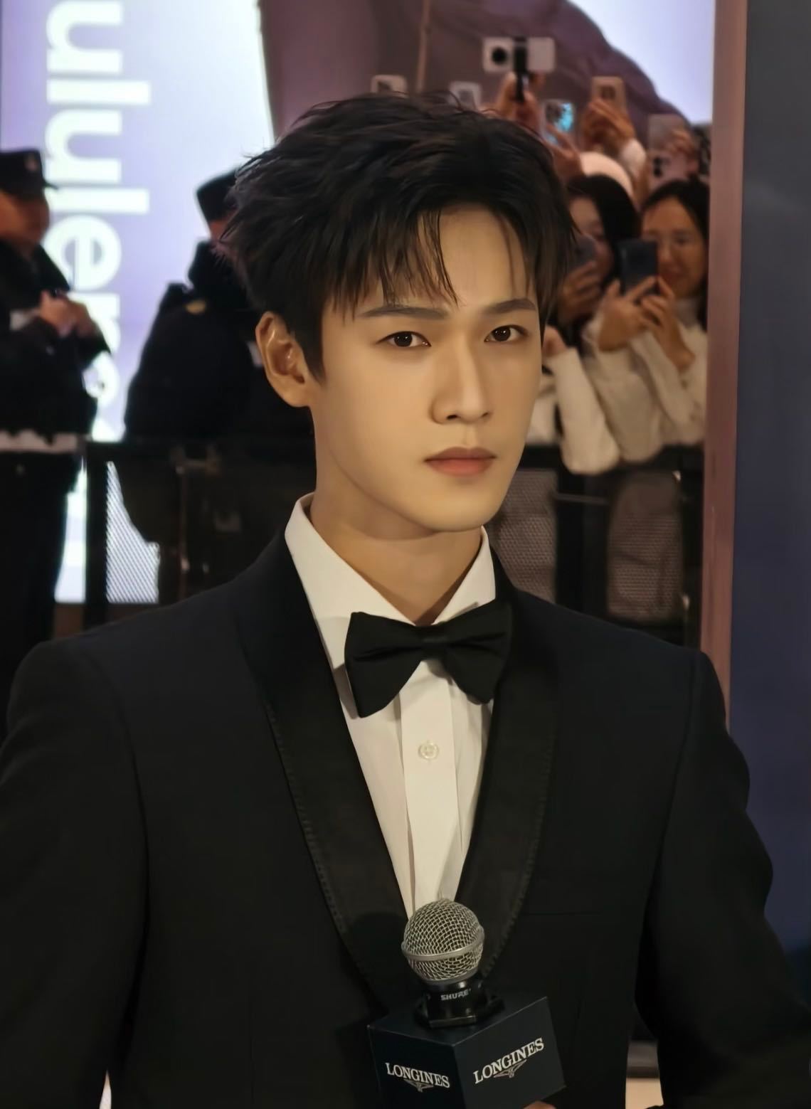 李昀锐有四部待播剧浙江卫视跨年晚会 时光见证成长，舞台承载梦想！李昀锐的2025