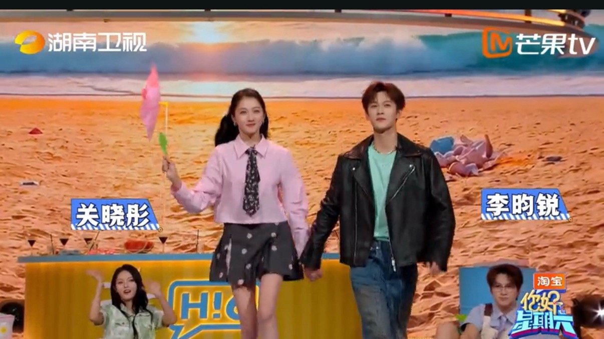 你好星期六没有不出片的义务好六夏令营集合！关晓彤李昀锐任敏此沙集合，俊男靓女没有