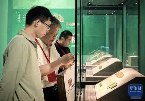 考古玉文化与中华文明 7月28日，“玉文化与中华文明”学术研讨会在北京举行，来自