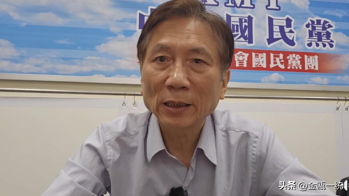 詹江村叫嚣：“不同意任何形式的统一”

国民党桃园市议员詹江村昨晚到今天（2日）