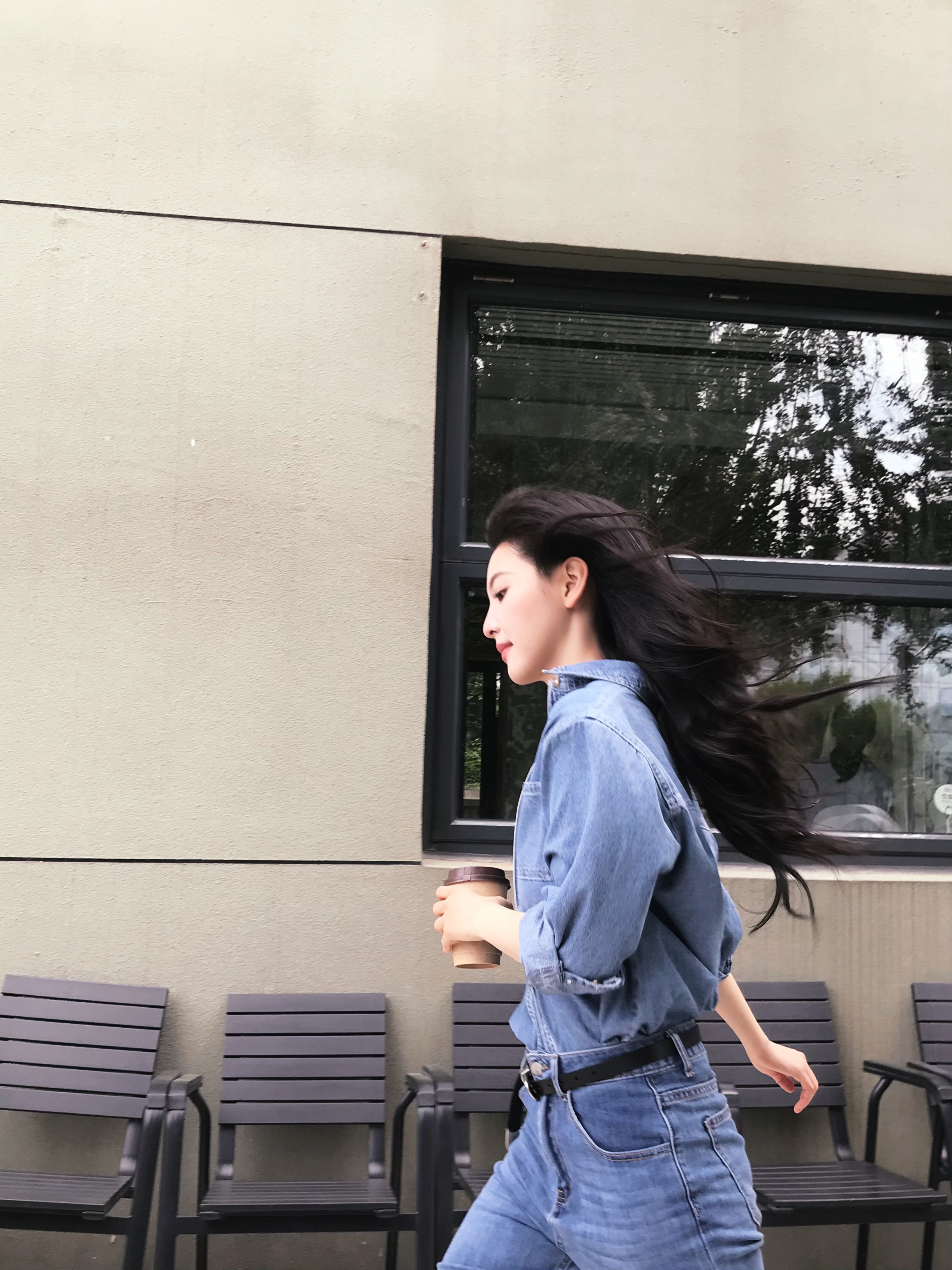 我以为长大就会自动解锁成为这样穿在高跟鞋走在路上的姐姐🥹🥹章若楠高跟鞋配牛仔