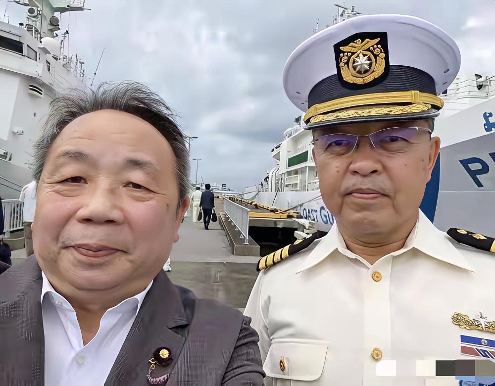 石平这个数典忘祖的政客，最近又跳出来刷存在感了。
他以所谓“评论家”身份登上日本