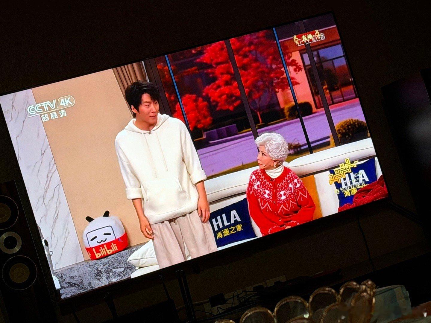 能理解解决语言类节目不好笑的方式是解决大多数的语言类节目，但很难理解最后活下来了