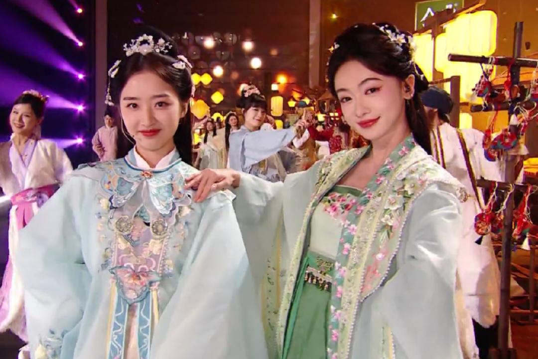 从“一夜爆红”到两年多部剧集扑街，吴谨言究竟怎么了？
吴谨言是一位曾因《延禧攻略