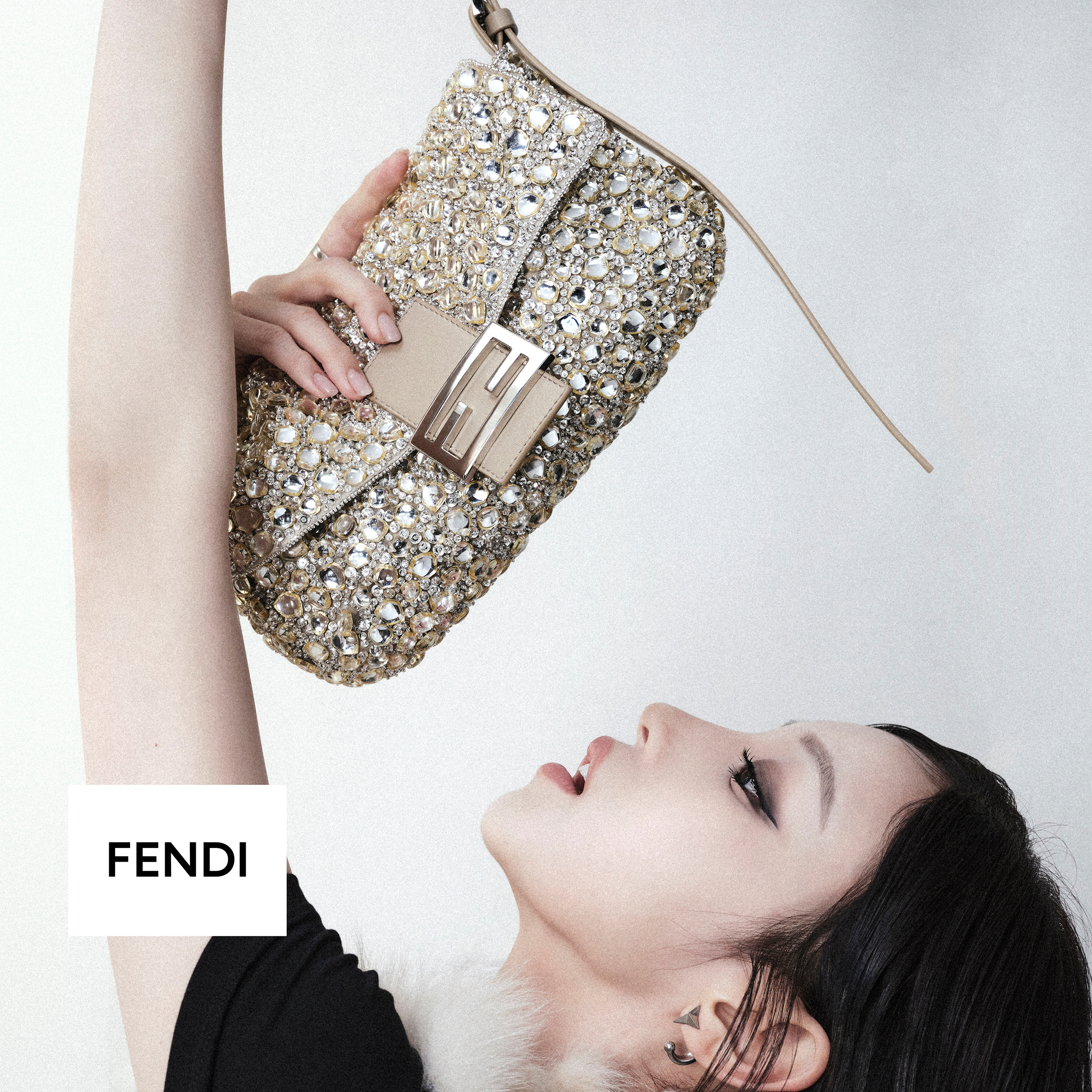 idle组合宋雨琦烟嗓妖精❤️帅气北京狗勾260629 Fendi X更新FEN