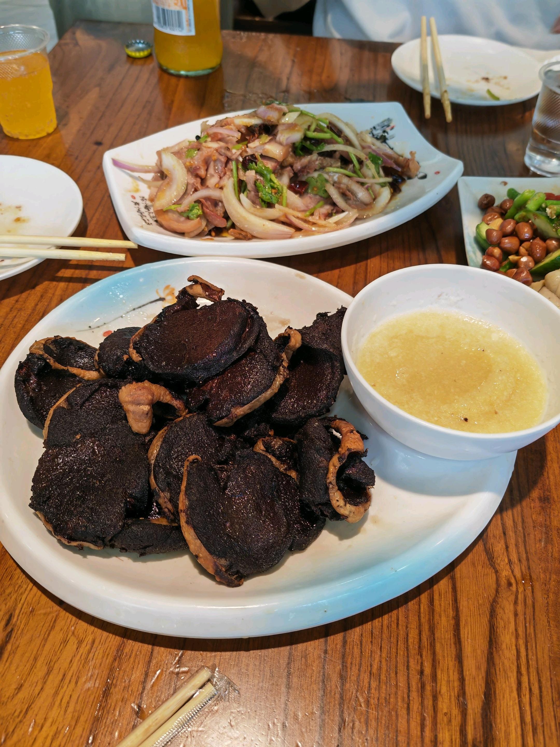 下夜班，喝点啊。
