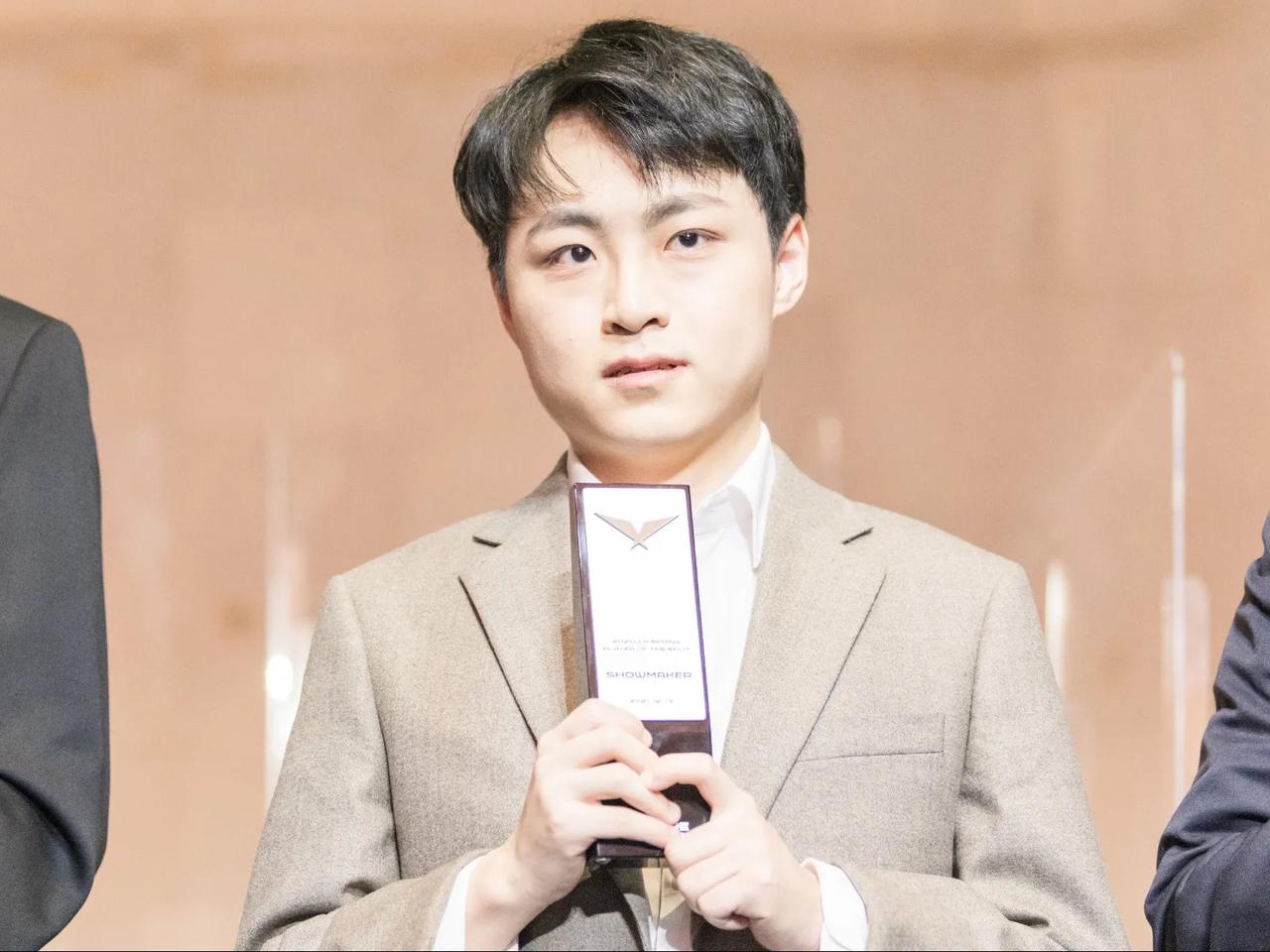 恕我直言，Showmaker真的碰瓷不了Chovy[偷笑][偷笑][偷笑]

两