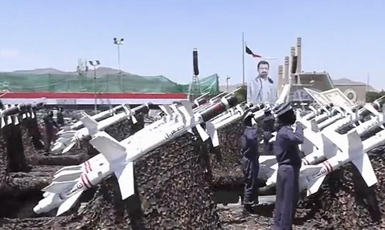 “从明天中午起，任何企图通过曼德海峡的人注意，都需要比任何时候保持警惕！”这个4