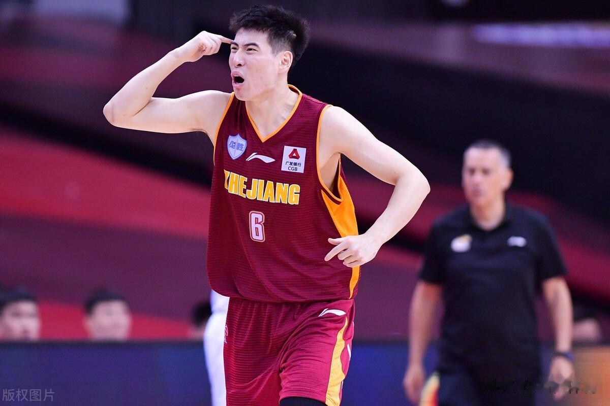 打了几场好球，程帅澎纯属是飘了，你平常在场上小动作多、喜欢挑衅也就罢了，怎么赢球