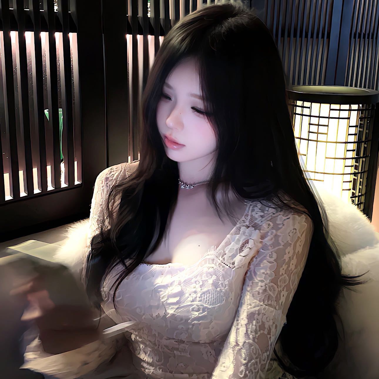 𝑾𝒆𝑪𝒉𝒂𝒕头像女头女生头像｜头像｜氛围感头像｜高质量头像｜小众头像