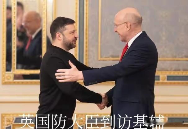 就是欠打！英国昨天宣布，国防大臣与泽连斯基已经敲定，将快速启动“夜幕计划”，为乌