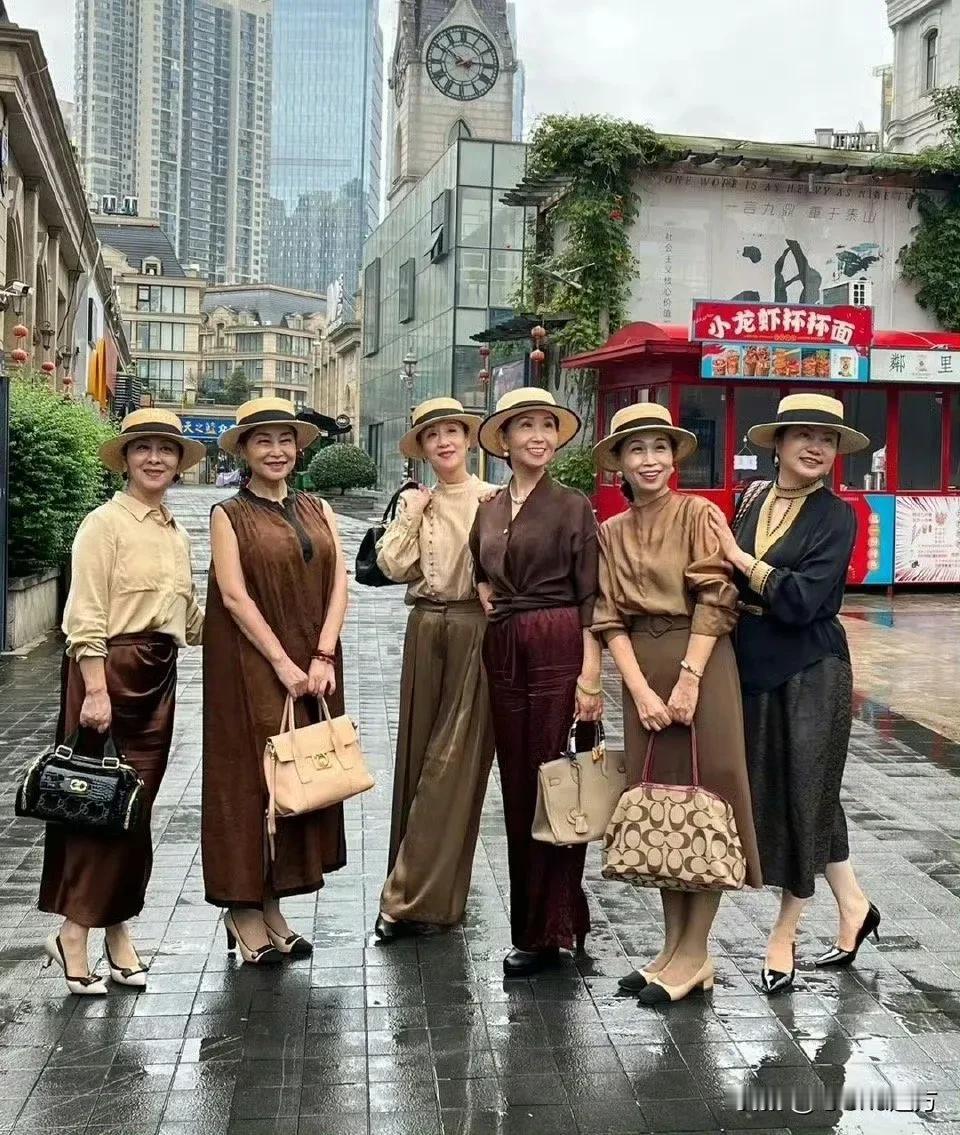 这样的退休生活你们羡慕吗？
#退休以后的生活怎么安排最好#