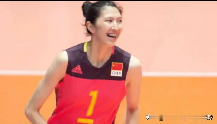 今晚19：30中国女排应战伊朗女排，预计中国女排仍然会3：0轻松获胜。中国女排首