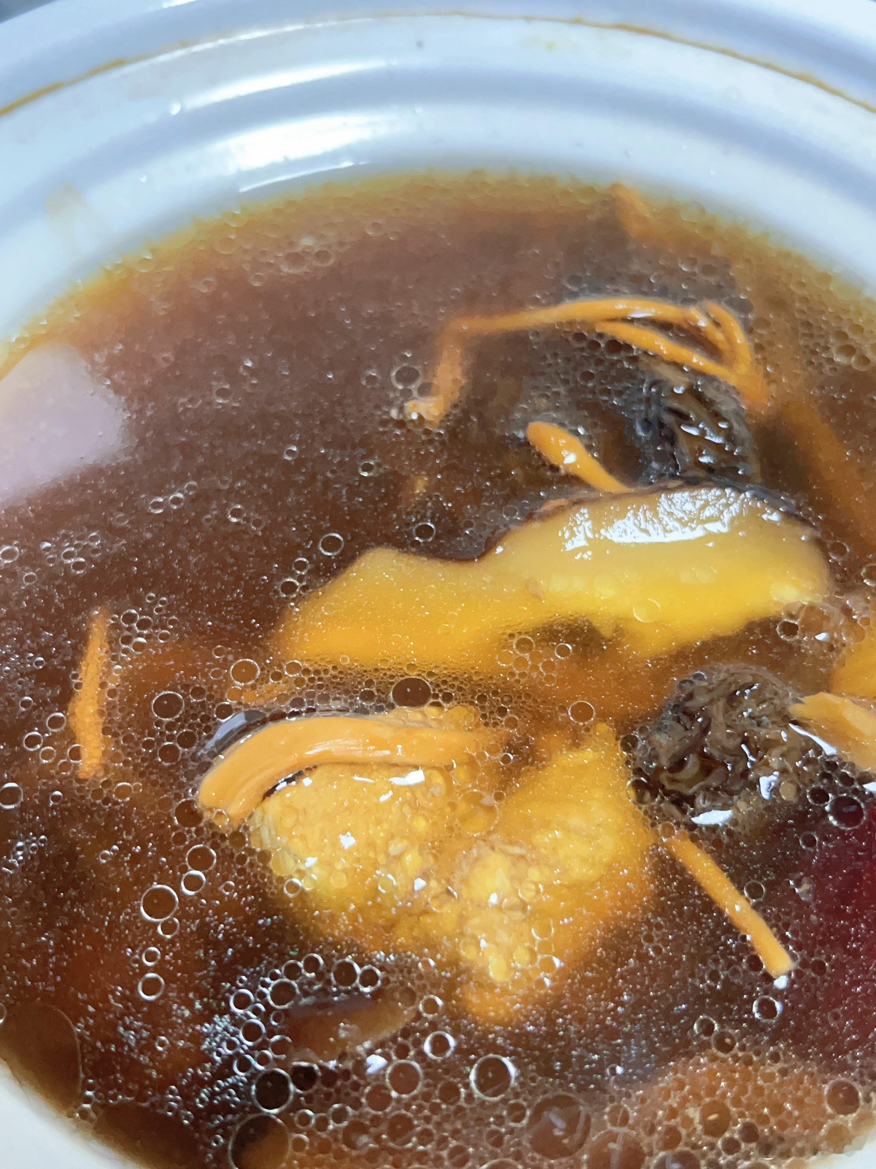 孙颖莎一封训我就开始研究做饭[喵喵]这汤是越来越可以了[喵喵] ​​​