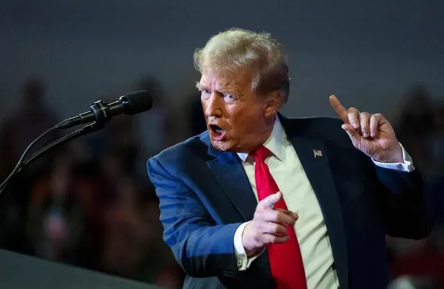 【美航母已就位，2天后对伊动手？中国一艘特殊船只，现身阿拉伯海】目前，美军航母已