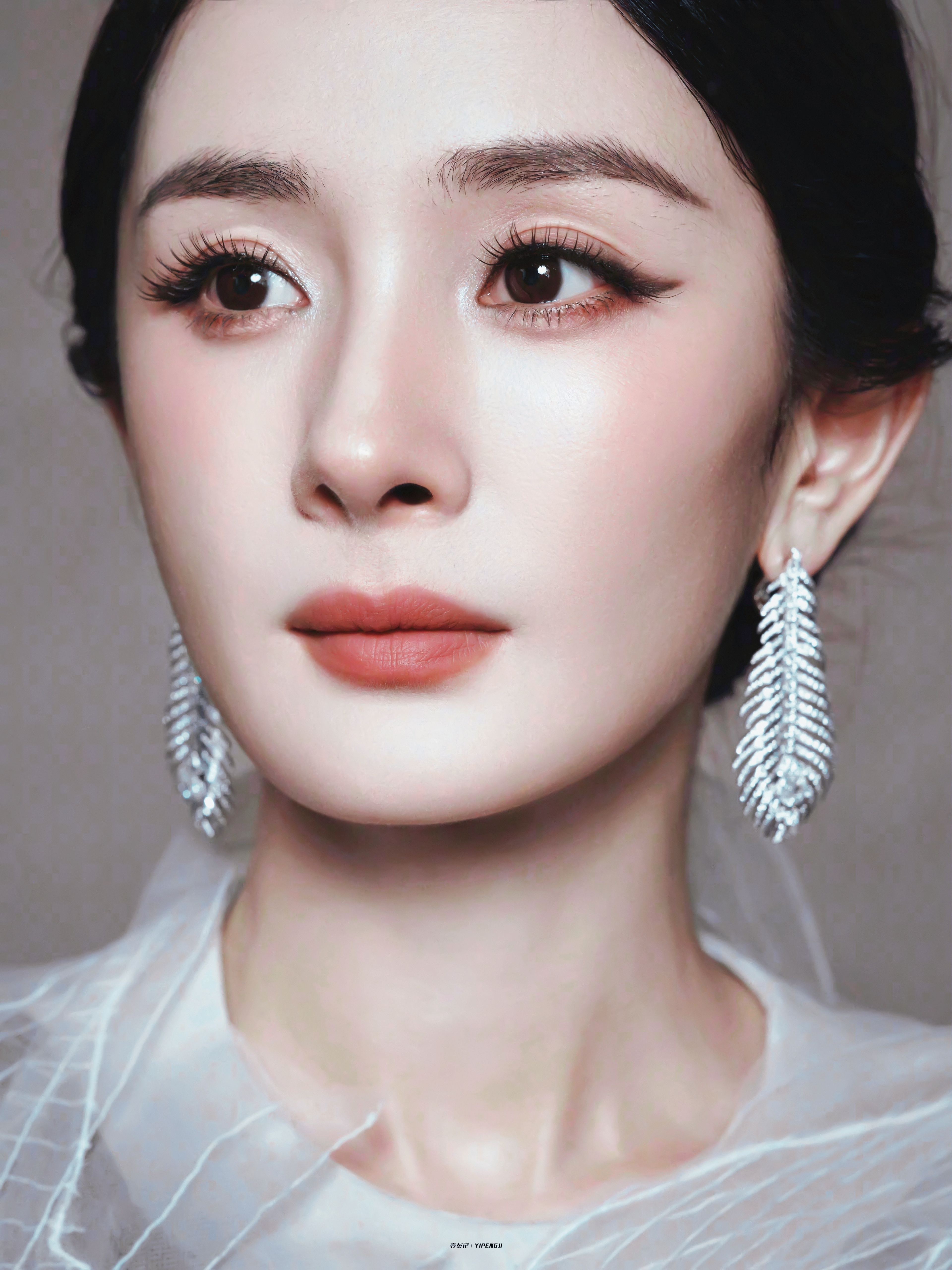 杨幂·𝙔𝙖𝙣𝙜 𝙈𝙞 ✘ 𝟐𝟎𝟐𝟓.𝟖.𝟏𝟗 𝑊年度