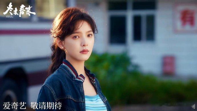 郑晓龙拍95花 章若楠林允张婧仪 郑晓龙镜头下的95花，你喜欢谁？ ​​​