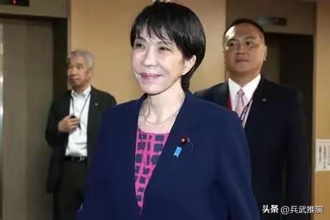 菲律宾不惧中方燃油禁令，派船强闯黄岩岛演习禁区，原来找到了进口来源！

菲律宾有