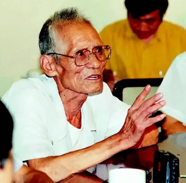 1993年，“狼牙山五壮士”幸存者葛振林意外得知，中央军委发给他的金质勋章竟然被