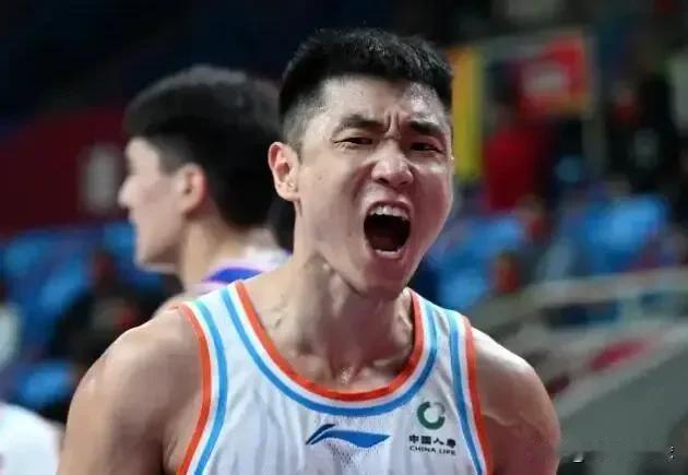 封神一战！高诗岩43分创生涯新高 模仿哈登撒盐获MVP欢呼

今晚CBA赛场出现