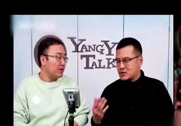 奖金从10万多美金，干到4万多。
钱少了，规矩还多了。
这叫什么事？
天天拿积分