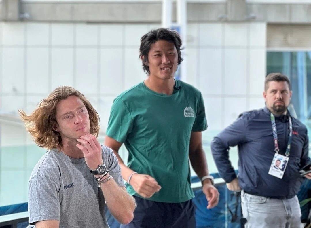 中国🇨🇳球员张之臻在连续错过三个大满贯之后将在澳网🎾亮相 