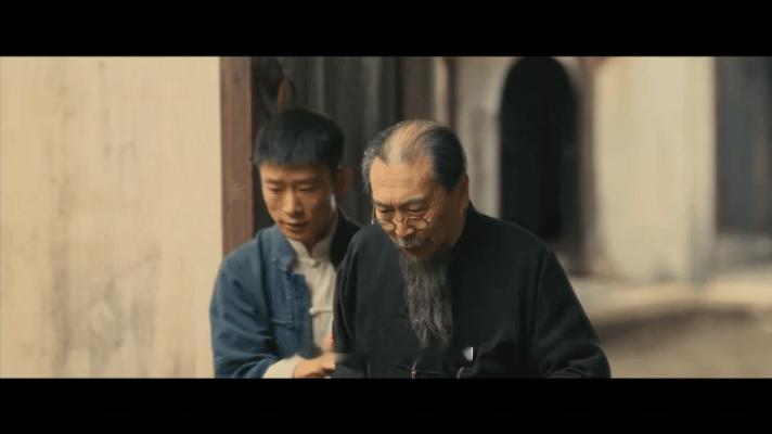 不说的话强忍的泪心痛的我电视剧八千里路云和月 这段戏把隐忍的痛演到了极致，不说破