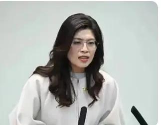 就在近期

日菲悄悄推进专属经济海域磋商

直接动了台湾东部渔民赖以生存的近海渔