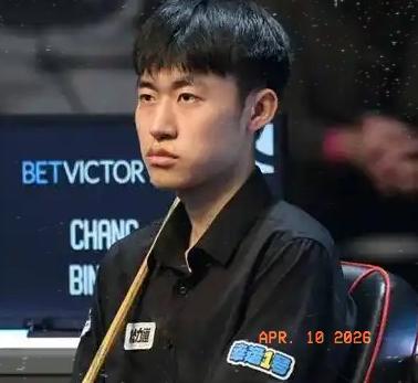 世锦赛资格赛第二轮（112进80）第二天比赛中国选手赛况速报：
10人披挂上阵，